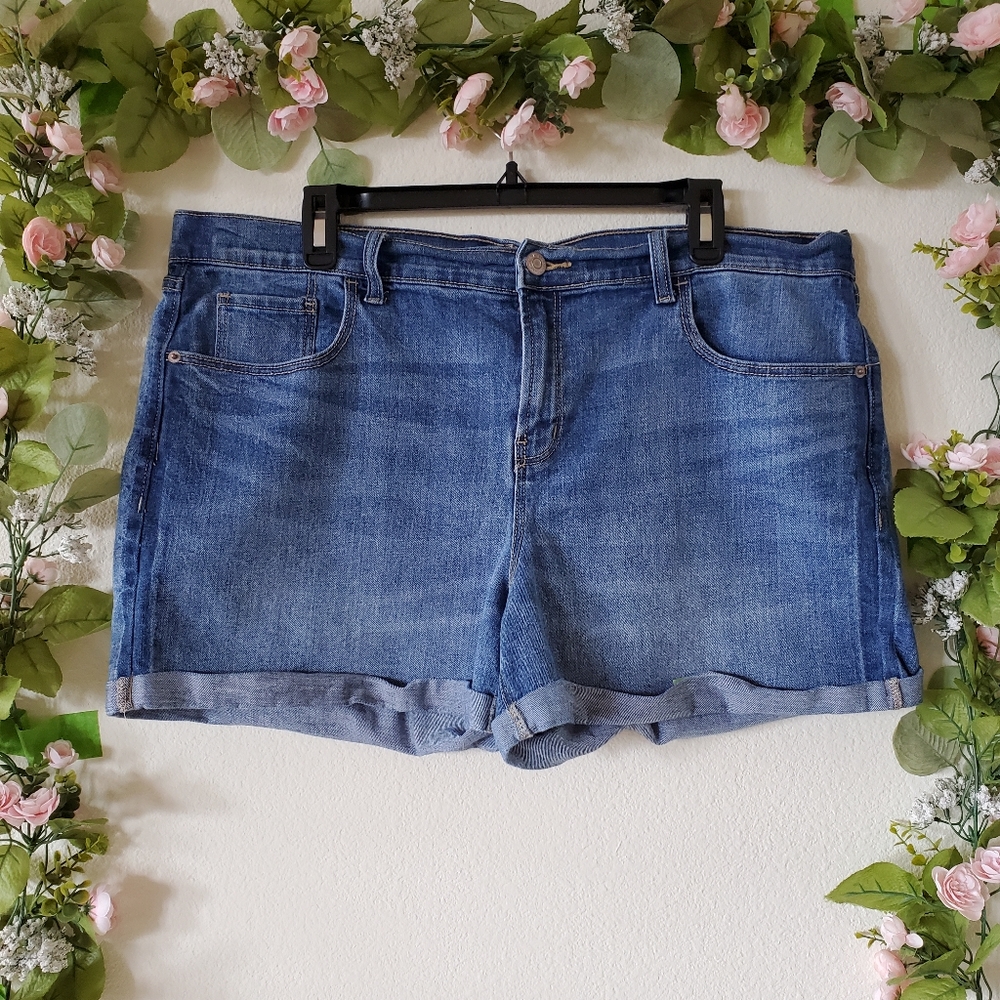 Old Navy - Boyfriend Style Shorts